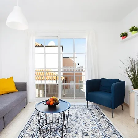 Charming Sunset Penthouse With Pool Apartment